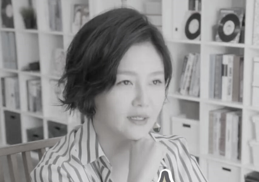 S妈时隔27天发文 公布大S生前善举